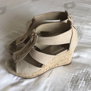Report Tan/Gold Espadrilles